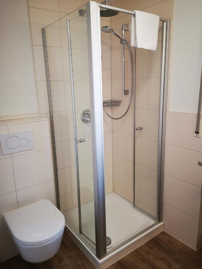 Landgasthof Zum Stern Hotel Huenfeld Ngoại thất bức ảnh
