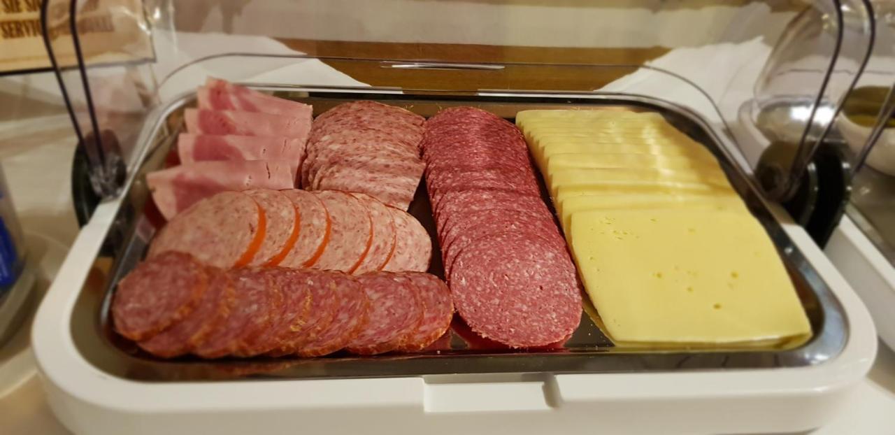 Landgasthof Zum Stern Hotel Huenfeld Ngoại thất bức ảnh