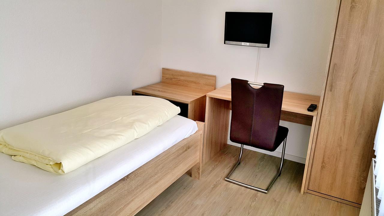 Landgasthof Zum Stern Hotel Huenfeld Ngoại thất bức ảnh