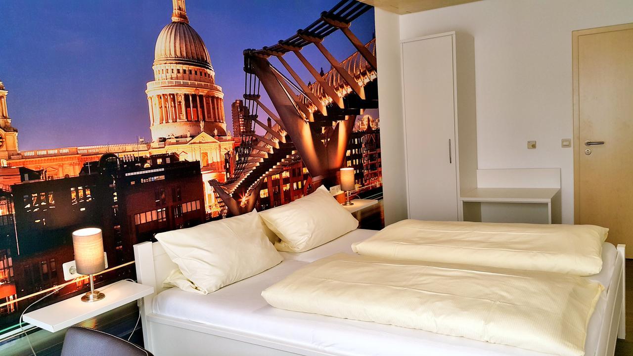 Landgasthof Zum Stern Hotel Huenfeld Ngoại thất bức ảnh